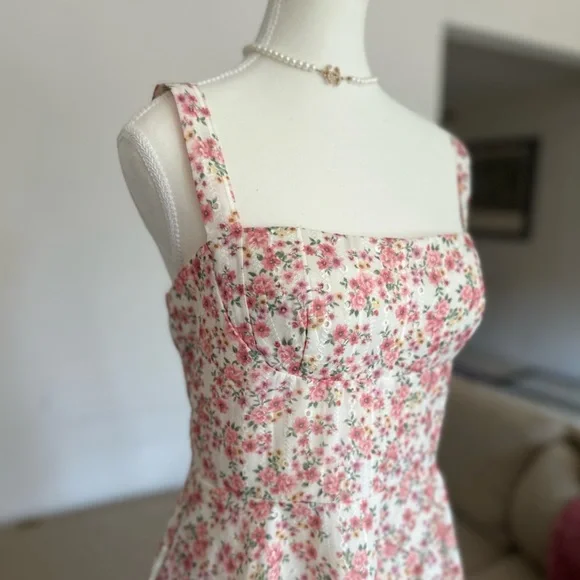 Bebop Floral dress tie back - Picture 2 of 10